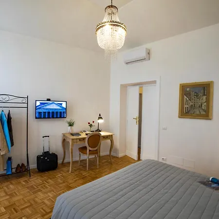 アパート Your Secret Pantheon ローマ