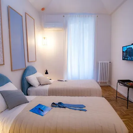 Your Secret Pantheon アパート *